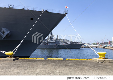 補給艦艏和護航艦 113900898