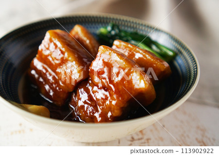 Pork belly boiled 113902922