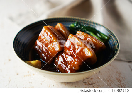 Pork belly boiled 113902960