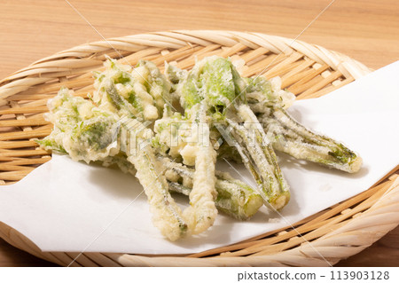 [Yamagata Prefecture] Kogoumi and Kosiabura wild vegetable tempura 113903128