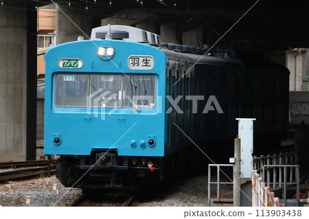 [CR] Chichibu Railway Chichibu Main Line 1000 Series Train (Sky Blue: Former JNR 101 Series) 113903438