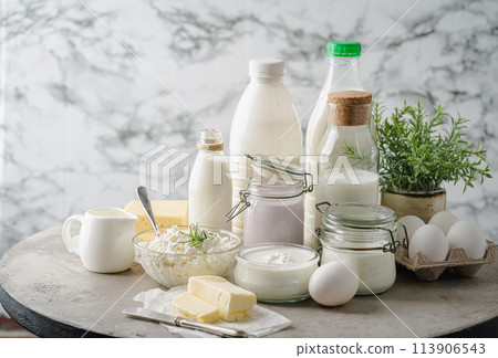 Fresh dairy products 113906543