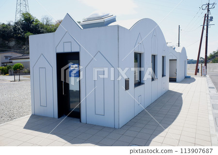 Miyagi Prefecture, Kankazezawa Island, waiting room in front of the pier 113907687