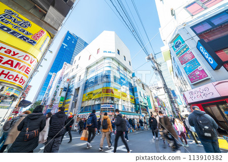 《東京》秋葉原電器街風景步行者天堂 113910382