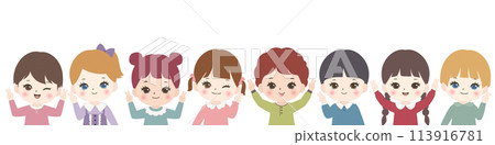 孩子排隊玩棋子 113916781