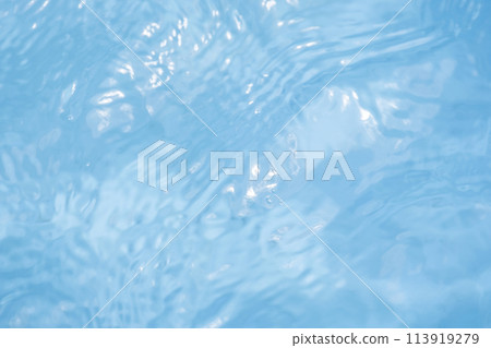 Cool water surface - summer colors 113919279