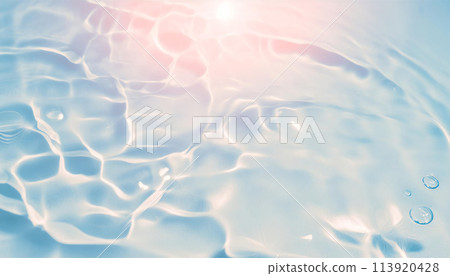 The shimmering, transparent surface of the ocean (AI-generated image) 113920428
