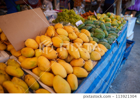 Ripe mangoes at the roadside market Ripe mangoes at the roadside market 113921304
