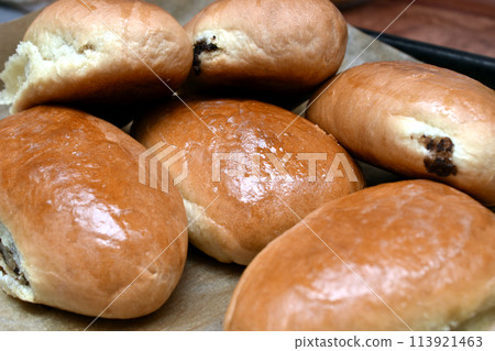 Pies with poppy seed filling. 113921463