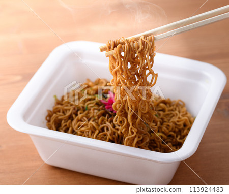 杯炒麵（即溶） 113924483