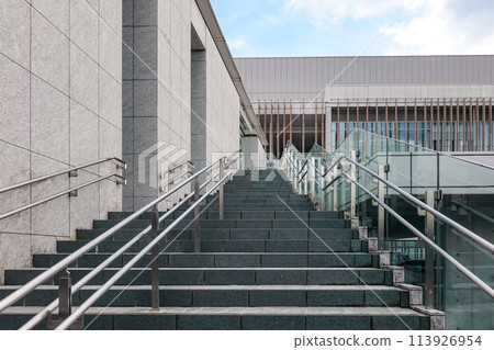 Mie Prefectural Museum (Tsu City, Mie Prefecture), also known as MieMu 113926954