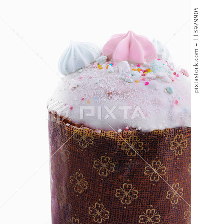 Traditional Easter cakes with meringue on white background Traditional Easter cakes with meringue on white background 113929905