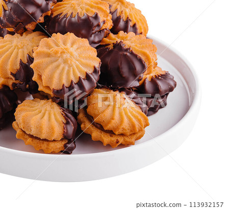 Homemade crunchy cookies with chocolate cream 113932157