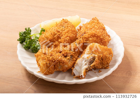 Fried cod with cheese 113932726