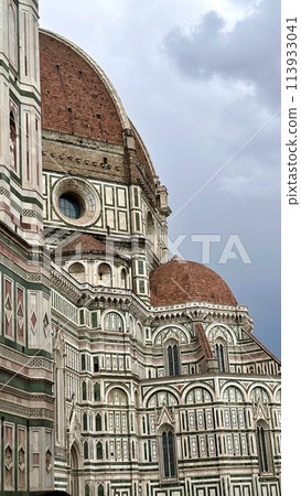Cathedral of Santa Maria del Fiore in Florence, Cathedral of Saint Mary with a flower 113933041