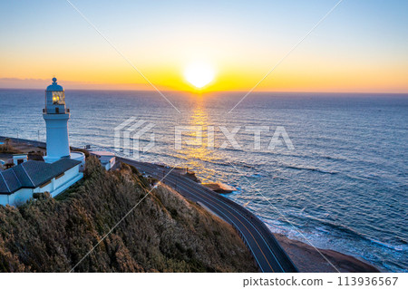 Omaezaki Lighthouse and sunrise (Omaezaki City, Shizuoka Prefecture) 113936567