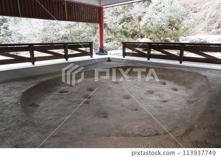 Yagisawa Shimizu Jomon Period Dwelling Site 113937749