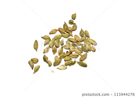 Spice Cardamom beans for meat dishes. 113944276