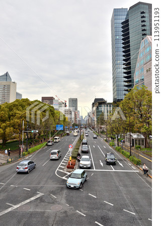 Hibiya Street around the Nitenmon Gate of the former Yushoin Mausoleum 113951193