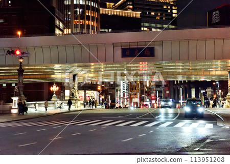 Nihonbashi night view　 113951208