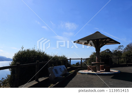 The view from the observation deck 113951415