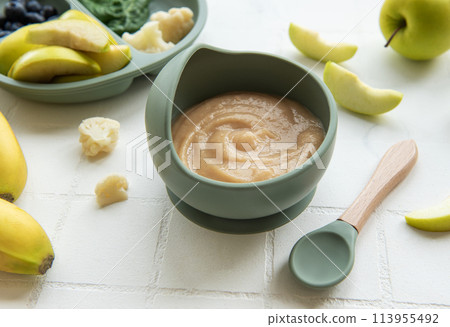 Healthy baby food in bowl. 113955492