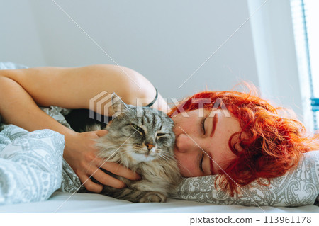 Friendship between pet and its owner 113961178