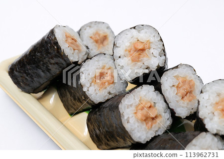 natto roll, sushi roll, sushi, japanese food, japanese, nori, food, rice, japanese cuisine, beans, vinegared rice natto roll, sushi roll, sushi, japanese food, japanese, nori, food, rice, japanese cuisine, beans, vinegared rice 113962731
