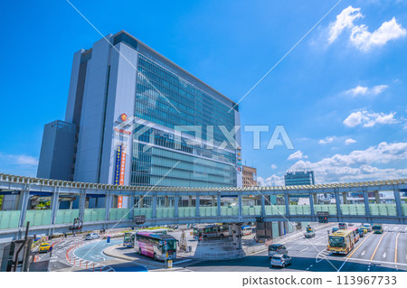 日本橫濱市容 新橫濱車站前、新橫濱站等美麗重生的主幹道景觀=4月25日 113967733