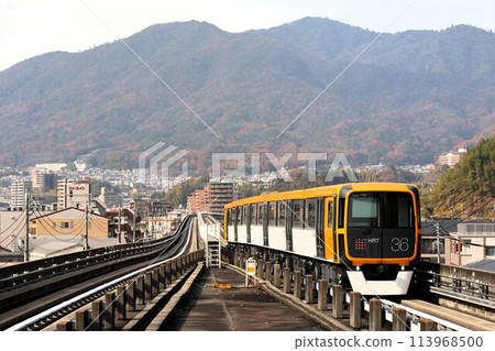 [Astram線]秋季7000系列（廣島新交通1號線：毗沙門台站） 113968500