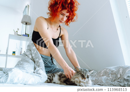 Friendship between pet and its owner Friendship between pet and its owner 113968513