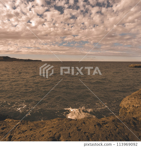 Coastal landscape with cliffs in Peninsula Valdes, World Heritage Site, Patagonia Argentina 113969092