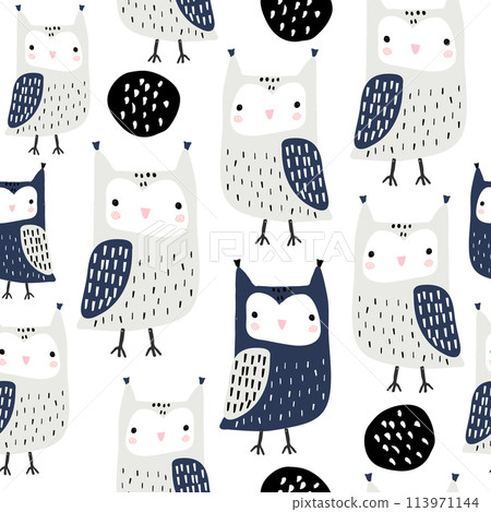Seamless pattern with owls and abstract shapes. Creative woodland childish texture. Great for fabric, textile Vector Illustration 113971144