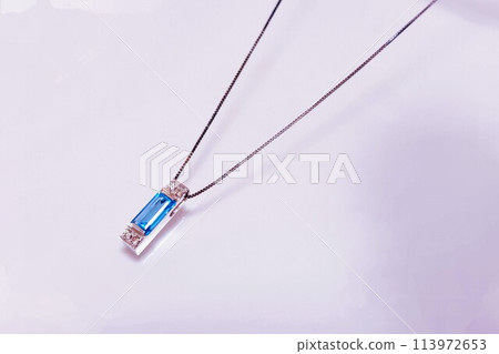 鉑藍色托帕石吊墜 113972653