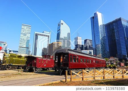 Railway at Roundhouse Park, Toronto Railway at Roundhouse Park, Toronto 113978380