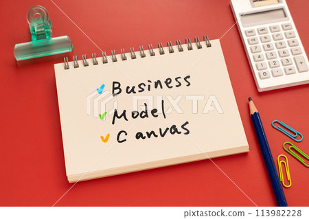 There is a notebook with the words "Business Model Canvas" written on it. As shown in the eye-catching image. There is a notebook with the words "Business Model Canvas" written on it. As shown in the eye-catching image. 113982228