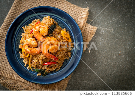 shrimps fried rice with herbs and spices shrimps fried rice with herbs and spices 113985666
