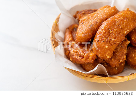 deep fried banana deep fried banana 113985688
