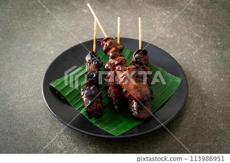 grilled chicken liver skewer in Asian style grilled chicken liver skewer in Asian style 113986951