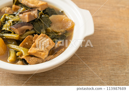Chinese vegetable stew with tofu or mixture of vegetables soup Chinese vegetable stew with tofu or mixture of vegetables soup 113987689