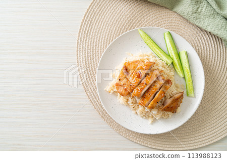 Grilled Chicken with Steamed Rice Grilled Chicken with Steamed Rice 113988123