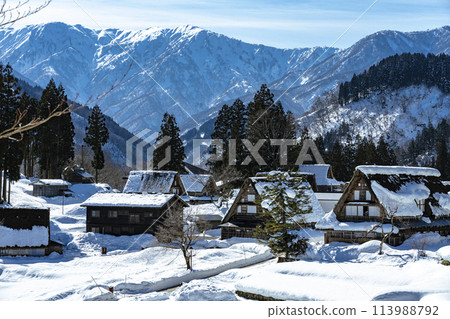 World Heritage Site: Snow Scenery of Ainokura Gassho Village in Gokayama World Heritage Site: Snow Scenery of Ainokura Gassho Village in Gokayama 113988792