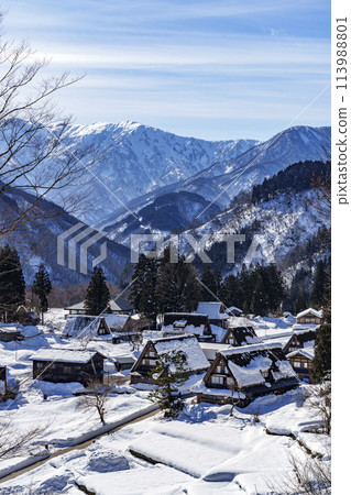 世界遺產五簇山/相倉合掌造村的雪景 世界遺產五簇山/相倉合掌造村的雪景 113988801