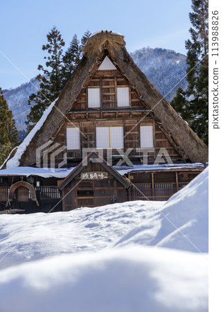 世界遺產五簇山/相倉合掌造村的雪景 113988826