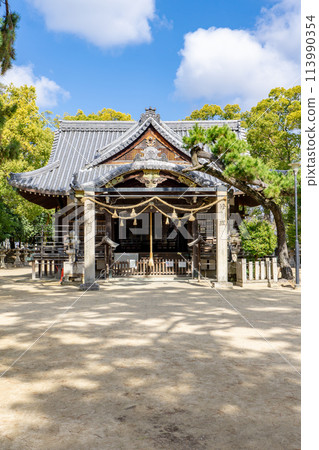 Inano Shrine in Miyanomae, Itami City, Hyogo Prefecture (part of the Arioka Castle ruins) - worship hall (tangible cultural property) 113990354