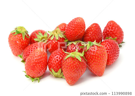 Strawberries (Yayoihime) Strawberries (Yayoihime) 113990898