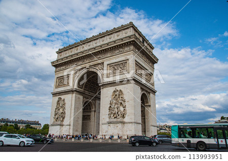 Tourist attractions in the tourist city of Paris, France 113993951