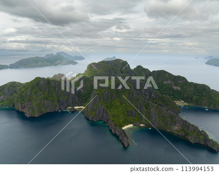 White sand beaches in Miniloc Island. El Nido, Palawan. Philippines. 113994153
