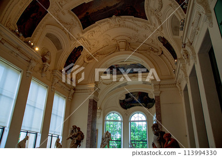 Tourist attractions in the tourist city of Paris, France 113994330