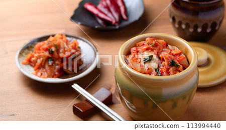 正宗的罐裝泡菜 113994440